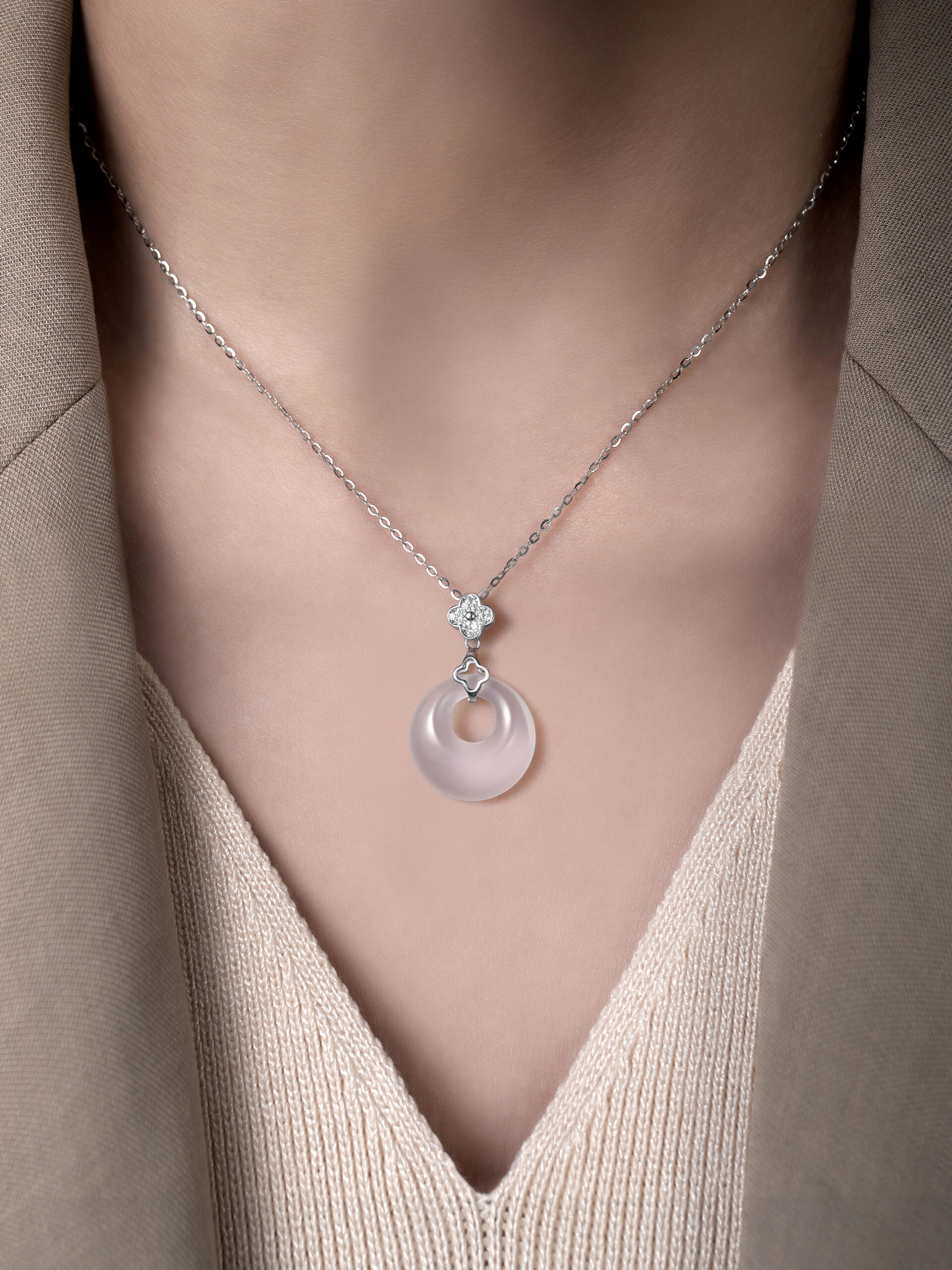 Dây chuyền Sắc Hoa Trăng Thanh – Acley | Bạc S925 + Mã não trắng + Đá CZ Zirconia | AXY-3670S - Image 4